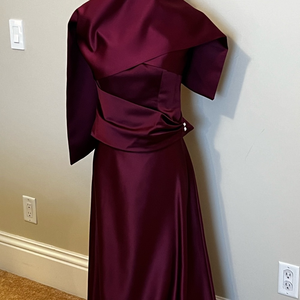 Beautiful halter top with Aline skirt and matching Shaw